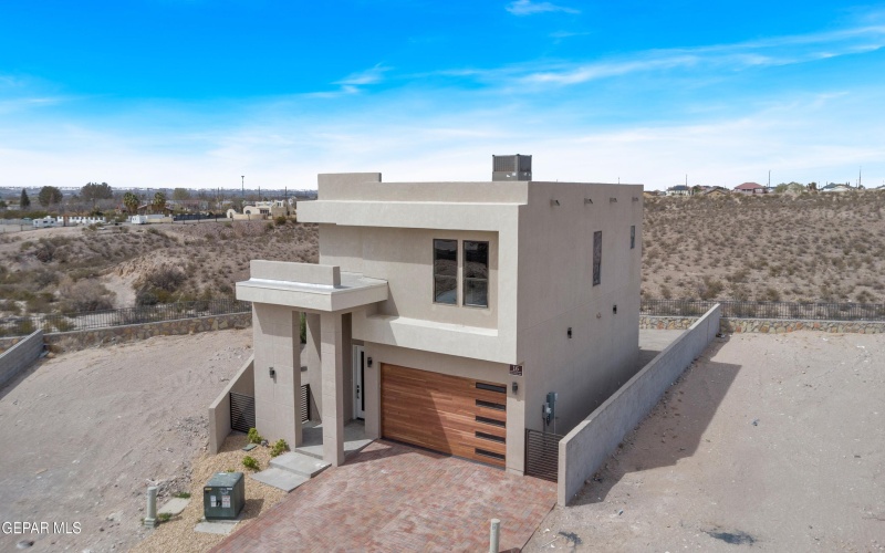 1031 VINTON Avenue unit: 16 #16, Canutillo, TX 79835, 3 Bedrooms Bedrooms, ,2 BathroomsBathrooms,Residential,For Sale,1031 VINTON Avenue unit: 16,919869