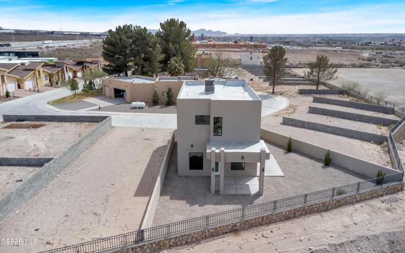 1031 VINTON Avenue unit: 16 #16, Canutillo, TX 79835, 3 Bedrooms Bedrooms, ,2 BathroomsBathrooms,Residential,For Sale,1031 VINTON Avenue unit: 16,919869