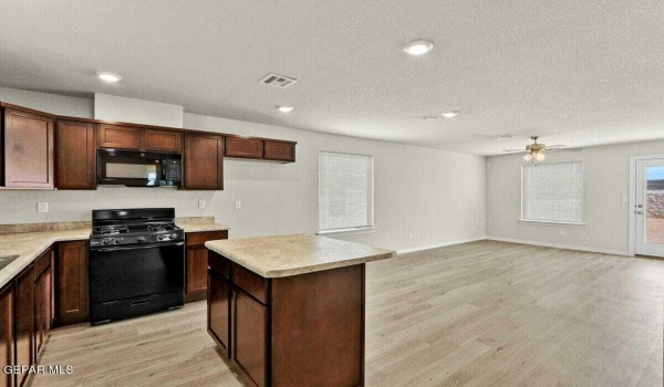 14413 Sabio, Horizon City, TX 79928, 3 Bedrooms Bedrooms, ,2 BathroomsBathrooms,Residential,For Sale,14413 Sabio,919922