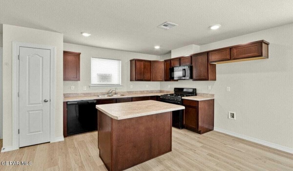 14413 Sabio, Horizon City, TX 79928, 3 Bedrooms Bedrooms, ,2 BathroomsBathrooms,Residential,For Sale,14413 Sabio,919922