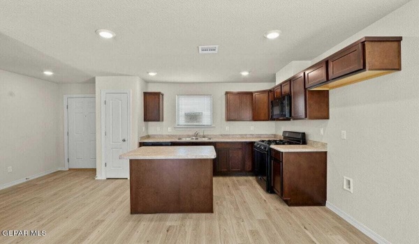 14413 Sabio, Horizon City, TX 79928, 3 Bedrooms Bedrooms, ,2 BathroomsBathrooms,Residential,For Sale,14413 Sabio,919922