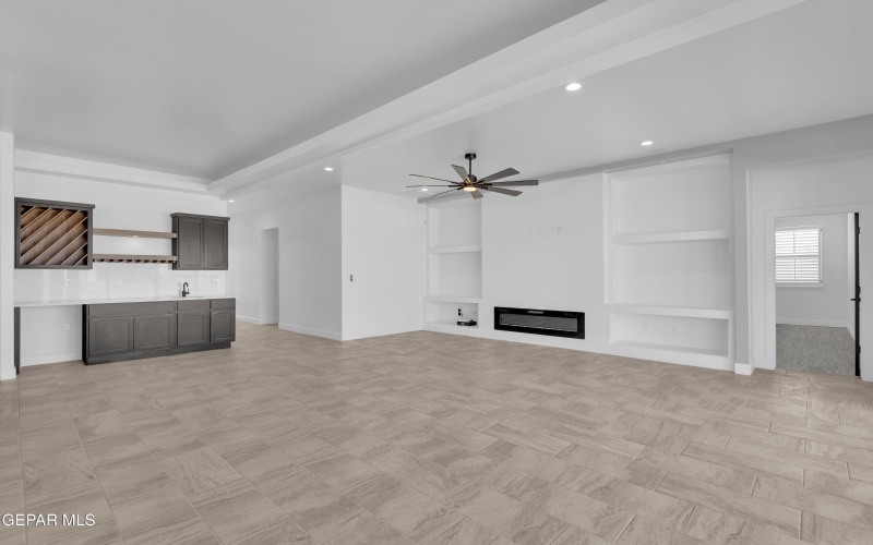 15011 Hinojos Avenue, El Paso, TX 79938, 4 Bedrooms Bedrooms, ,5 BathroomsBathrooms,Residential,For Sale,15011 Hinojos Avenue,919953