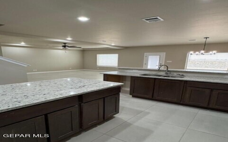 636 Logwood Avenue, Canutillo, TX 79835, 4 Bedrooms Bedrooms, ,1 BathroomBathrooms,Residential,For Sale,636 Logwood Avenue,920081