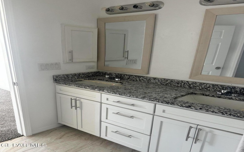 442 Sylvia Court, Socorro, TX 79927, 3 Habitaciones Habitaciones , ,1 BañoBaños,Residential,En Venta,442 Sylvia Court,920433