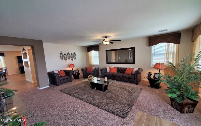 524 Golden Rise Street, El Paso, TX 79928, 4 Habitaciones Habitaciones , ,1 BañoBaños,Residential,En Venta,524 Golden Rise Street,920485