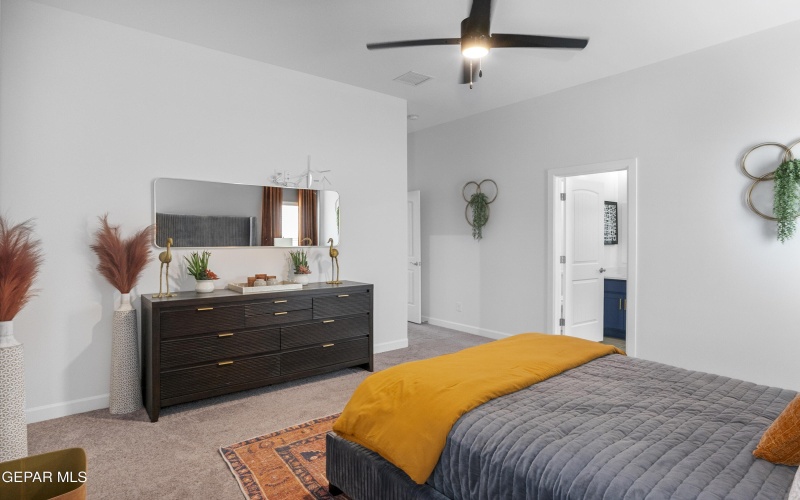 1108 Bronze Hill Avenue, Santa Teresa, NM 88008, 5 Bedrooms Bedrooms, ,5 BathroomsBathrooms,Residential,For Sale,1108 Bronze Hill Avenue,920520