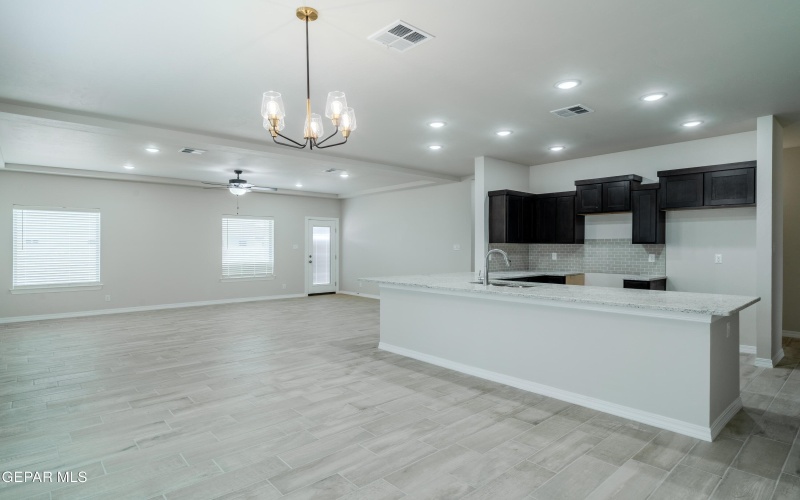 14423 Armando Silva Drive, El Paso, TX 79938, 3 Habitaciones Habitaciones , ,1 BañoBaños,Residential,En Venta,14423 Armando Silva Drive,920601