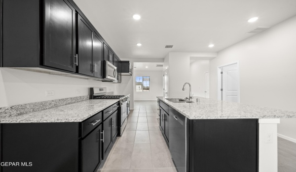 13936 Margaret Ponce Avenue, El Paso, TX 79928, 3 Habitaciones Habitaciones , ,2 BañosBaños,Residential,En Venta,13936 Margaret Ponce Avenue,920734