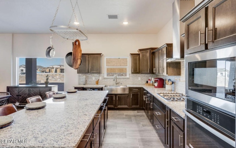3749 Course Street, El Paso, TX 79938, 5 Bedrooms Bedrooms, ,2 BathroomsBathrooms,Residential,For Sale,3749 Course Street,920805