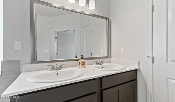 1205 Night Sky Street, Horizon City, TX 79928, 4 Habitaciones Habitaciones , ,3 BañosBaños,Residential,En Venta,1205 Night Sky Street,920809