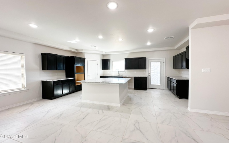 13410 CARTERTON Avenue, Horizon City, TX 79928, 3 Bedrooms Bedrooms, ,3 BathroomsBathrooms,Residential,For Sale,13410 CARTERTON Avenue,918705