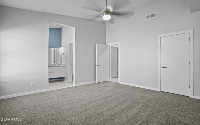 457 SANTIAGO MUNOS Street, Vinton, TX 79821, 4 Bedrooms Bedrooms, ,1 BathroomBathrooms,Residential,For Sale,457 SANTIAGO MUNOS Street,918739