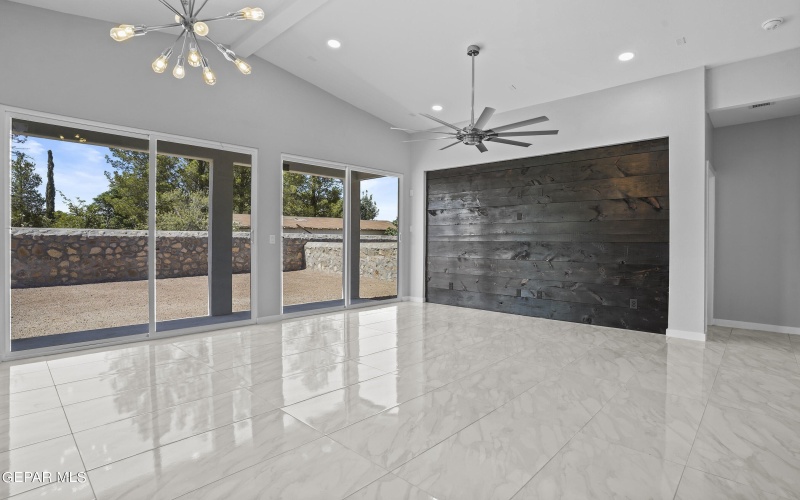457 SANTIAGO MUNOS Street, Vinton, TX 79821, 4 Bedrooms Bedrooms, ,1 BathroomBathrooms,Residential,For Sale,457 SANTIAGO MUNOS Street,918739
