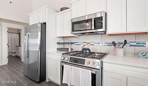 257 Farnborough Street, El Paso, TX 79928, 4 Habitaciones Habitaciones , ,2 BañosBaños,Residential,En Venta,257 Farnborough Street,918789