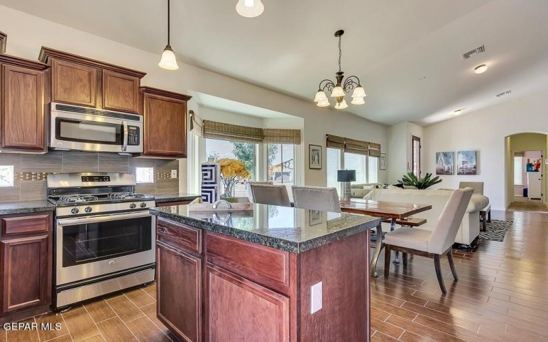 13880 Vicky Brewer Avenue, Horizon City, TX 79928, 4 Bedrooms Bedrooms, ,2 BathroomsBathrooms,Residential,For Sale,13880 Vicky Brewer Avenue,918799