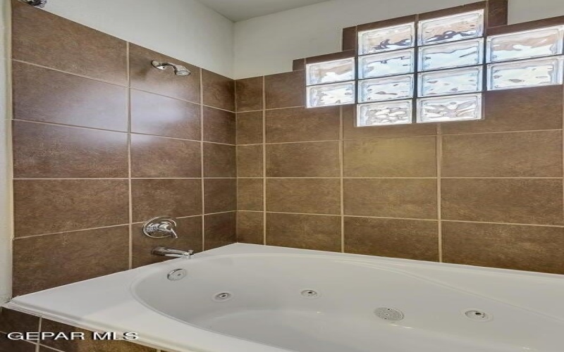 13880 Vicky Brewer Avenue, Horizon City, TX 79928, 4 Bedrooms Bedrooms, ,2 BathroomsBathrooms,Residential,For Sale,13880 Vicky Brewer Avenue,918799