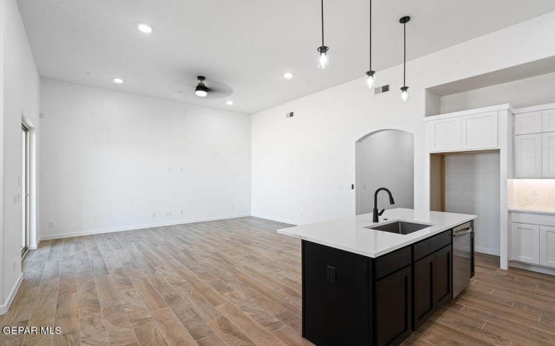 13429 Highworth Drive, El Paso, TX 79928, 4 Bedrooms Bedrooms, ,2 BathroomsBathrooms,Residential,For Sale,13429 Highworth Drive,918816