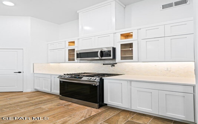 13429 Highworth Drive, El Paso, TX 79928, 4 Bedrooms Bedrooms, ,2 BathroomsBathrooms,Residential,For Sale,13429 Highworth Drive,918816