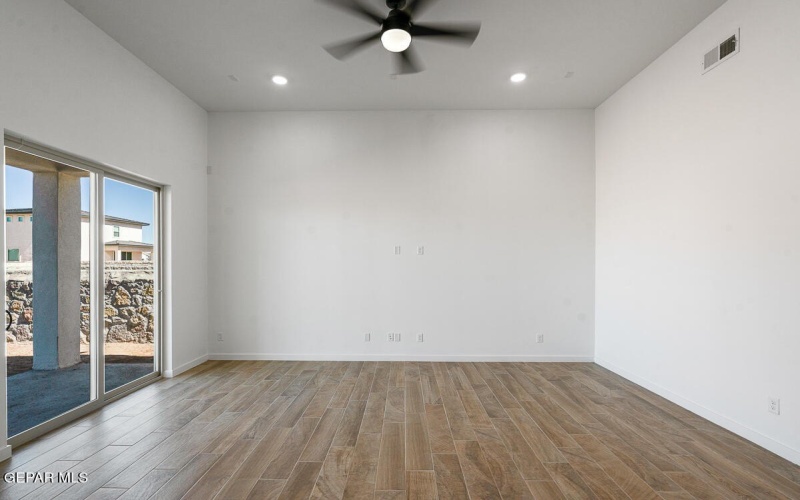 13429 Highworth Drive, El Paso, TX 79928, 4 Bedrooms Bedrooms, ,2 BathroomsBathrooms,Residential,For Sale,13429 Highworth Drive,918816