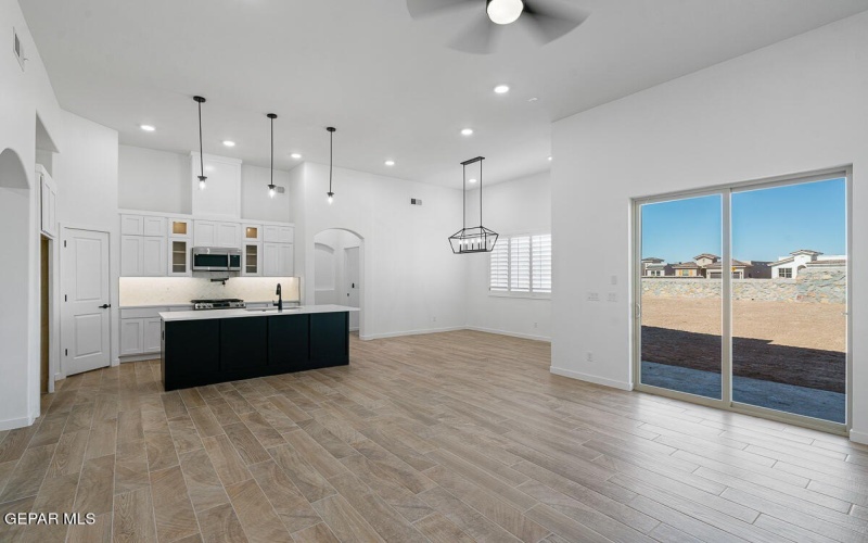 13429 Highworth Drive, El Paso, TX 79928, 4 Bedrooms Bedrooms, ,2 BathroomsBathrooms,Residential,For Sale,13429 Highworth Drive,918816