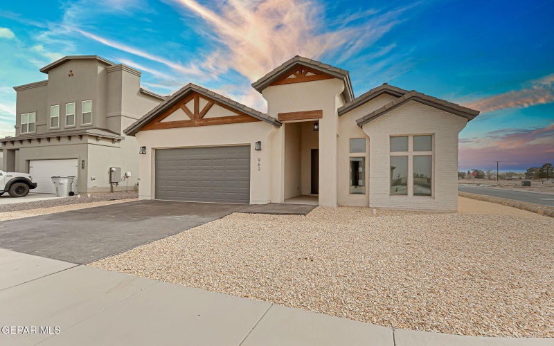 962 KEENLAND Avenue, El Paso, TX 79932, 4 Bedrooms Bedrooms, ,3 BathroomsBathrooms,Residential,For Sale,962 KEENLAND Avenue,918839