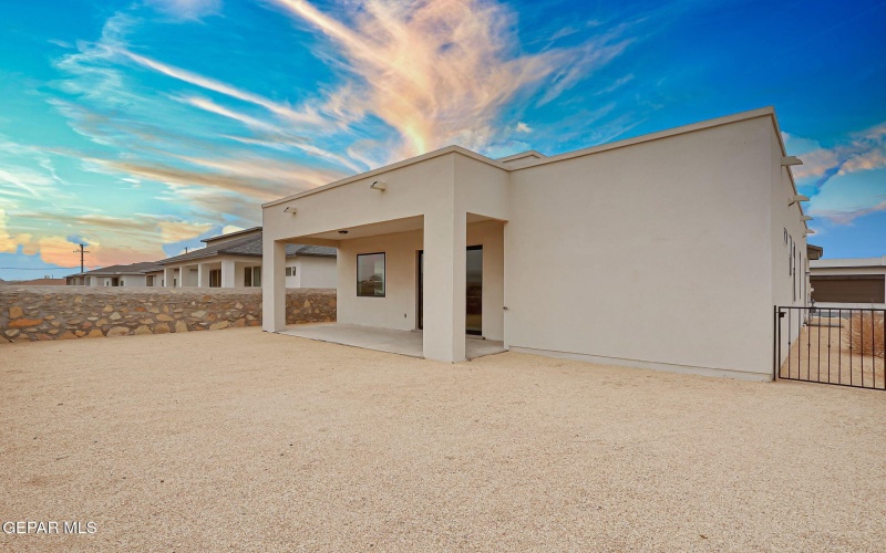 972 Aqueduct Avenue, El Paso, TX 79932, 3 Bedrooms Bedrooms, ,2 BathroomsBathrooms,Residential,For Sale,972 Aqueduct Avenue,918842