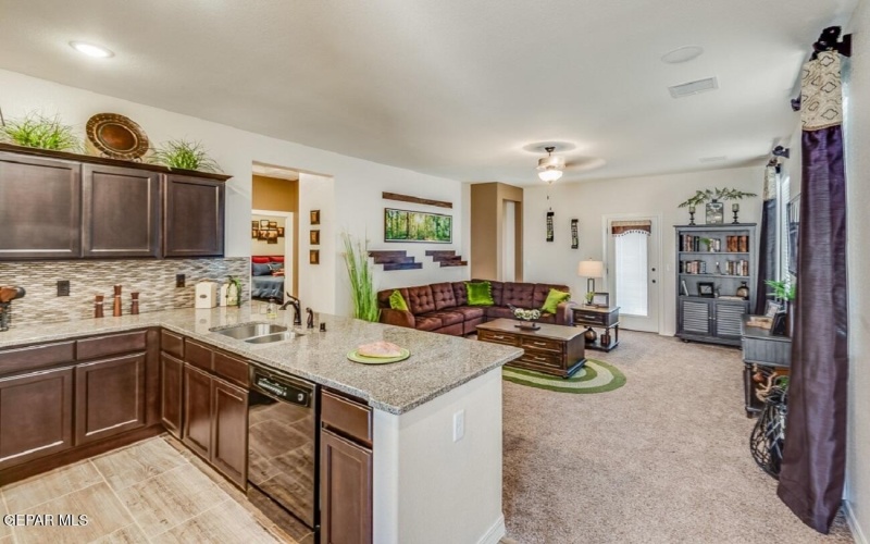 15209 Apex Court, El Paso, TX 79938, 3 Bedrooms Bedrooms, ,1 BathroomBathrooms,Residential,For Sale,15209 Apex Court,918859
