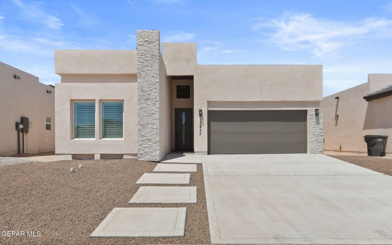 13837 Paseo De Miel Drive, El Paso, TX 79928, 4 Bedrooms Bedrooms, ,2 BathroomsBathrooms,Residential,For Sale,13837 Paseo De Miel Drive,918885