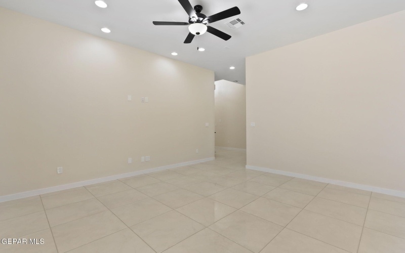 13837 Paseo De Miel Drive, El Paso, TX 79928, 4 Bedrooms Bedrooms, ,2 BathroomsBathrooms,Residential,For Sale,13837 Paseo De Miel Drive,918885