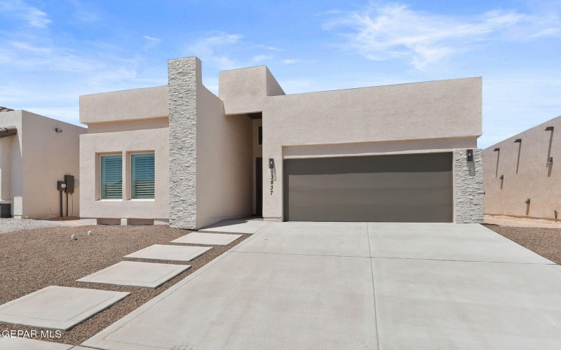 13837 Paseo De Miel Drive, El Paso, TX 79928, 4 Bedrooms Bedrooms, ,2 BathroomsBathrooms,Residential,For Sale,13837 Paseo De Miel Drive,918885