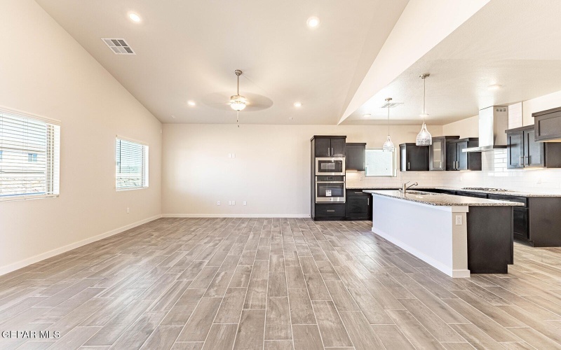 12924 Tatenhill Drive, El Paso, TX 79928, 4 Bedrooms Bedrooms, ,1 BathroomBathrooms,Residential,For Sale,12924 Tatenhill Drive,921308