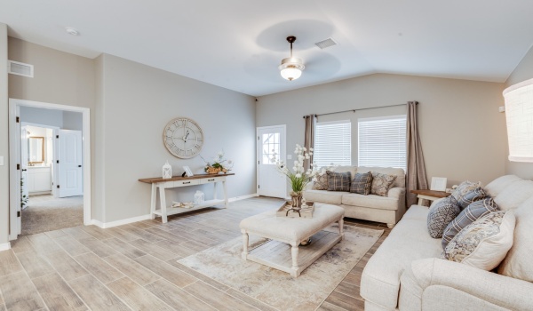 13840 Summer Valley Avenue, El Paso, TX 79928, 4 Habitaciones Habitaciones , ,3 BañosBaños,Residential,En Venta,13840 Summer Valley Avenue,921122