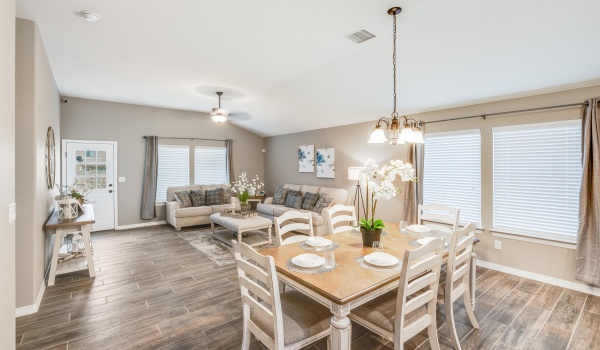 13825 Summer Valley Avenue, El Paso, TX 79928, 4 Habitaciones Habitaciones , ,3 BañosBaños,Residential,En Venta,13825 Summer Valley Avenue,921123