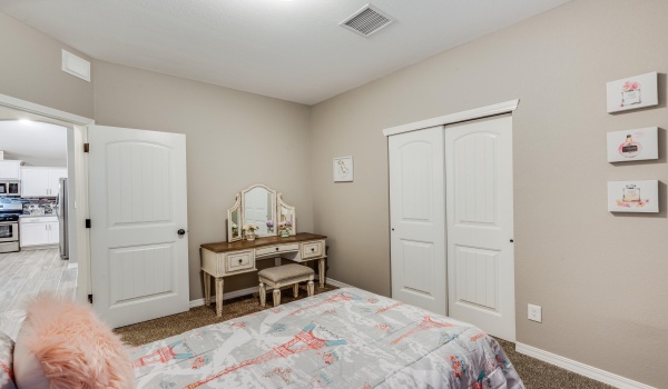 13825 Summer Valley Avenue, El Paso, TX 79928, 4 Habitaciones Habitaciones , ,3 BañosBaños,Residential,En Venta,13825 Summer Valley Avenue,921123
