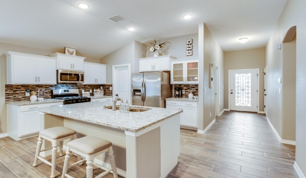 13825 Summer Valley Avenue, El Paso, TX 79928, 4 Habitaciones Habitaciones , ,3 BañosBaños,Residential,En Venta,13825 Summer Valley Avenue,921123