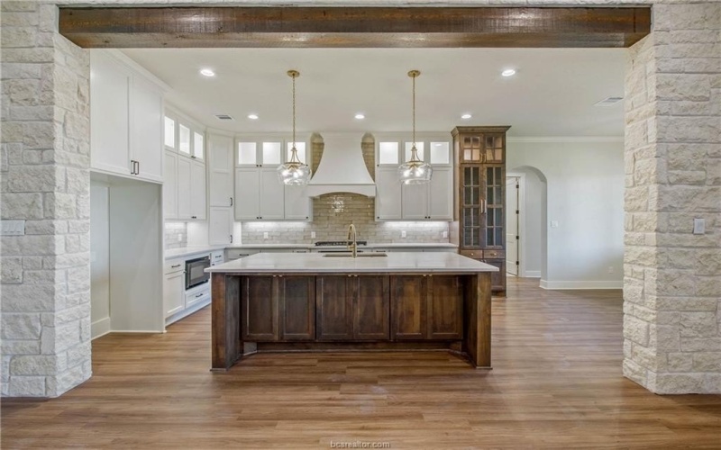 4833 White Ash Court, College Station, TX 77845, 5 Bedrooms Bedrooms, ,5 BathroomsBathrooms,Residential,For Sale,4833 White Ash Court,25000011