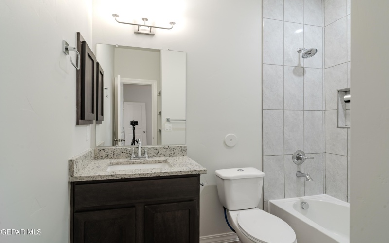 985 Barbara Avenue, Socorro, TX 79927, 5 Habitaciones Habitaciones , ,1 BañoBaños,Residential,En Venta,985 Barbara Avenue,921163