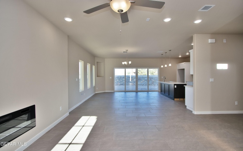 5905 Ruidoso Downs Street, El Paso, TX 79932, 4 Bedrooms Bedrooms, ,1 BathroomBathrooms,Residential,For Sale,5905 Ruidoso Downs Street,921385