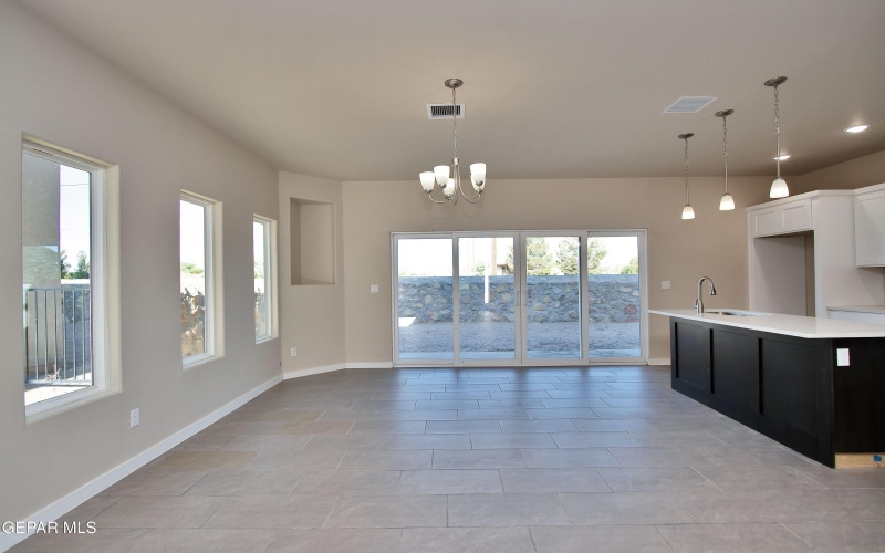 5905 Ruidoso Downs Street, El Paso, TX 79932, 4 Bedrooms Bedrooms, ,1 BathroomBathrooms,Residential,For Sale,5905 Ruidoso Downs Street,921385