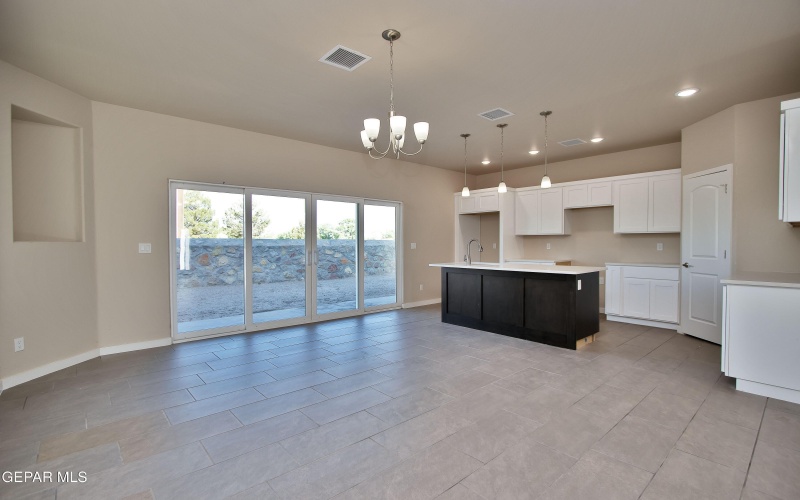 5905 Ruidoso Downs Street, El Paso, TX 79932, 4 Bedrooms Bedrooms, ,1 BathroomBathrooms,Residential,For Sale,5905 Ruidoso Downs Street,921385