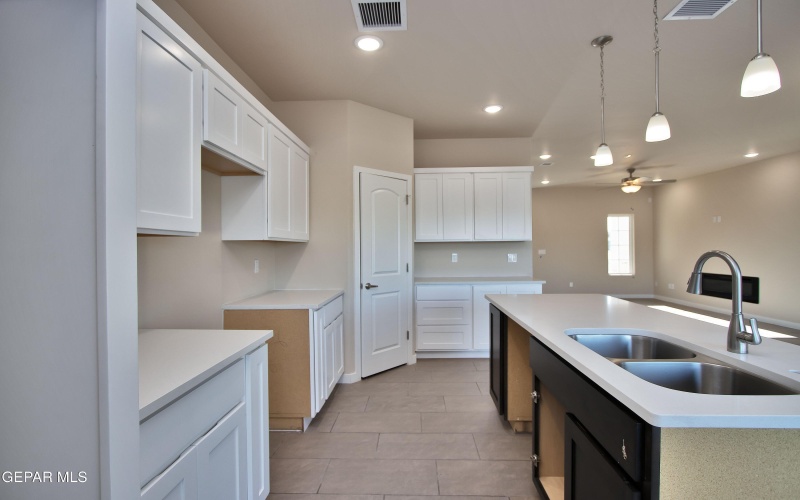 5905 Ruidoso Downs Street, El Paso, TX 79932, 4 Bedrooms Bedrooms, ,1 BathroomBathrooms,Residential,For Sale,5905 Ruidoso Downs Street,921385