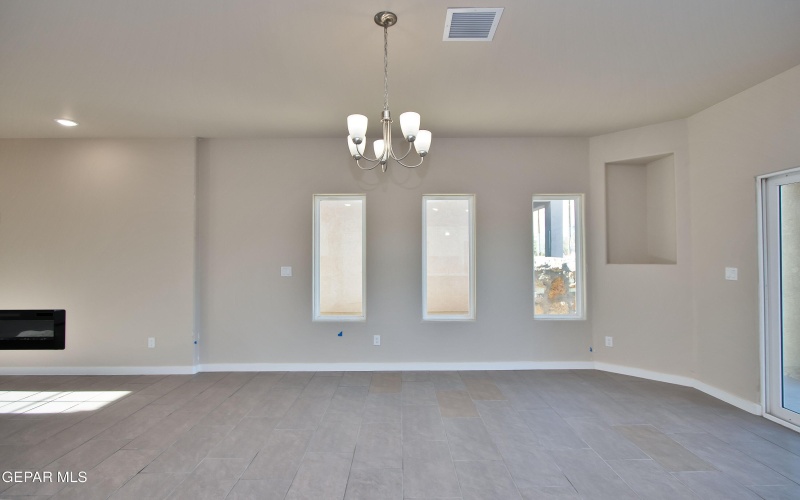 5905 Ruidoso Downs Street, El Paso, TX 79932, 4 Bedrooms Bedrooms, ,1 BathroomBathrooms,Residential,For Sale,5905 Ruidoso Downs Street,921385