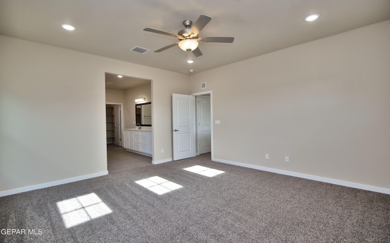 5905 Ruidoso Downs Street, El Paso, TX 79932, 4 Bedrooms Bedrooms, ,1 BathroomBathrooms,Residential,For Sale,5905 Ruidoso Downs Street,921385