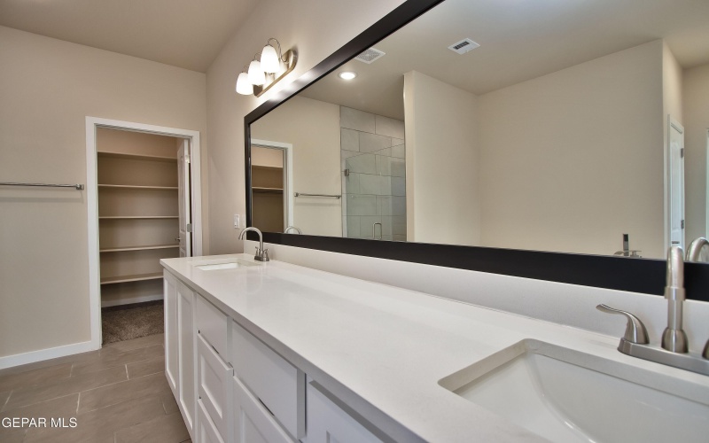 5905 Ruidoso Downs Street, El Paso, TX 79932, 4 Bedrooms Bedrooms, ,1 BathroomBathrooms,Residential,For Sale,5905 Ruidoso Downs Street,921385