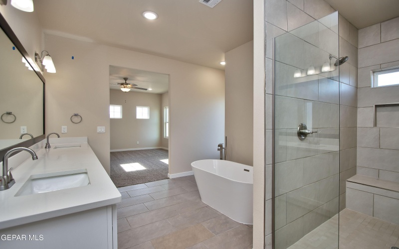 5905 Ruidoso Downs Street, El Paso, TX 79932, 4 Bedrooms Bedrooms, ,1 BathroomBathrooms,Residential,For Sale,5905 Ruidoso Downs Street,921385