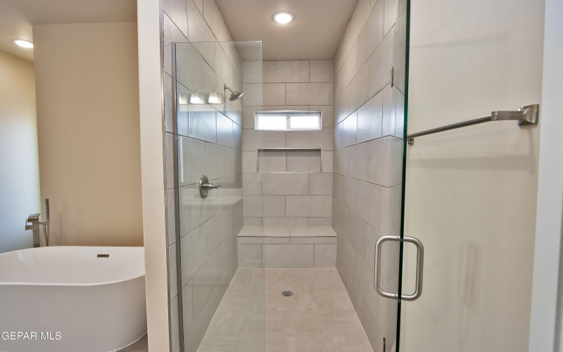 5905 Ruidoso Downs Street, El Paso, TX 79932, 4 Bedrooms Bedrooms, ,1 BathroomBathrooms,Residential,For Sale,5905 Ruidoso Downs Street,921385