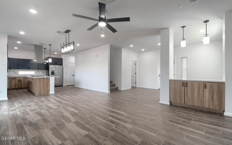 15200 Ambition Avenue, El Paso, TX 79938, 3 Bedrooms Bedrooms, ,2 BathroomsBathrooms,Residential,For Sale,15200 Ambition Avenue,921387