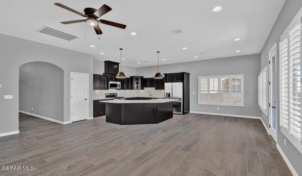 13232 Coldham Street, El Paso, TX 79928, 3 Habitaciones Habitaciones , ,3 BañosBaños,Residential,En Venta,13232 Coldham Street,921418