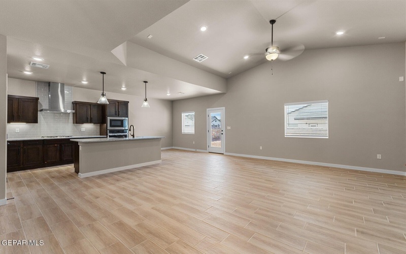 12921 Pontesbury Drive, El Paso, TX 79928, 4 Habitaciones Habitaciones , ,1 BañoBaños,Residential,En Venta,12921 Pontesbury Drive,921238