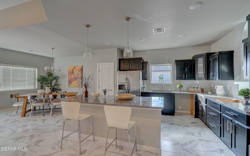 12912 Tatenhill Drive, El Paso, TX 79928, 4 Habitaciones Habitaciones , ,1 BañoBaños,Residential,En Venta,12912 Tatenhill Drive,921273